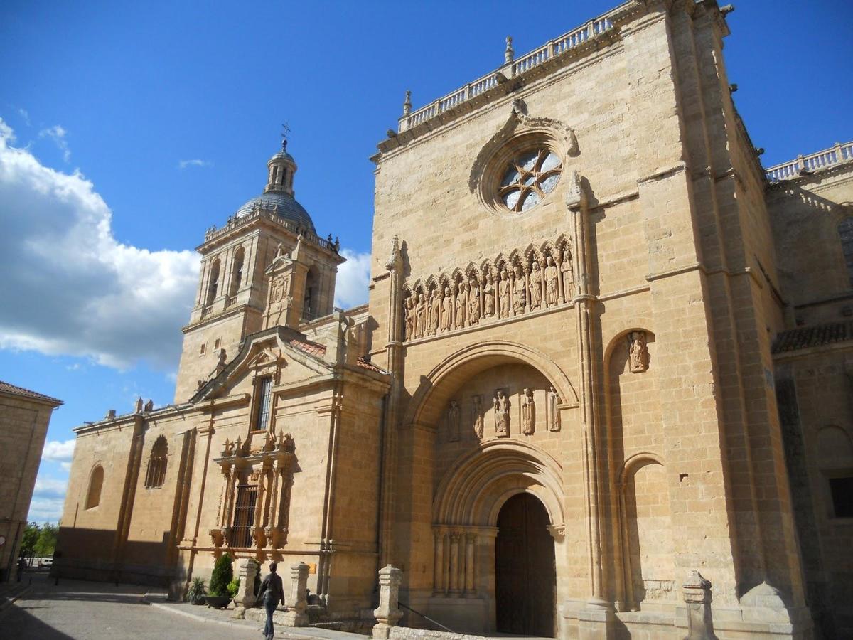 HOTEL ARCOS CATEDRAL CIUDAD RODRIGO 3* (Spain) - from US$ 53 | BOOKED